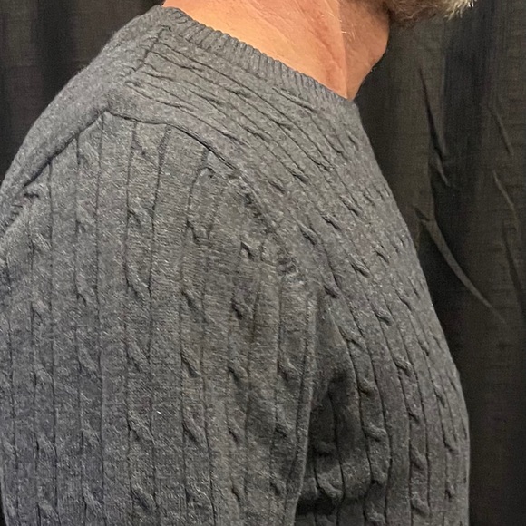 Men’s Sweater - Picture 7 of 8